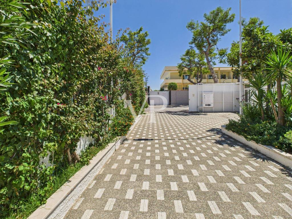 Palazzo / stabile a Bisceglie in Viale la Testa, 2 - Foto 5