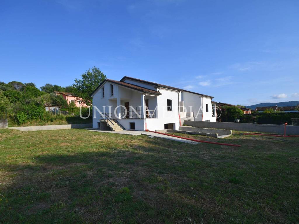 Villa a Sarzana in Via Turì, 22 - Foto 4