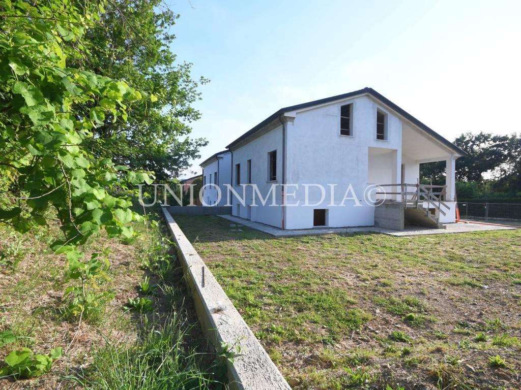 Villa a Sarzana in Via Turì, 22 - Foto 5