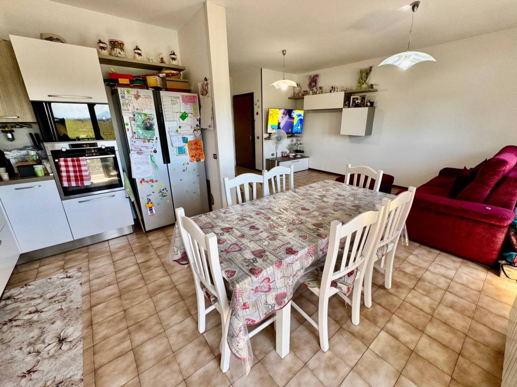 Appartamento a Piacenza in Via Carini - Foto 3