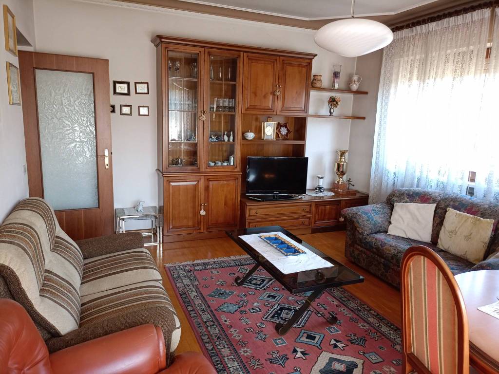 Villa a Belluno in Via Bolzano, 113 - Foto 2