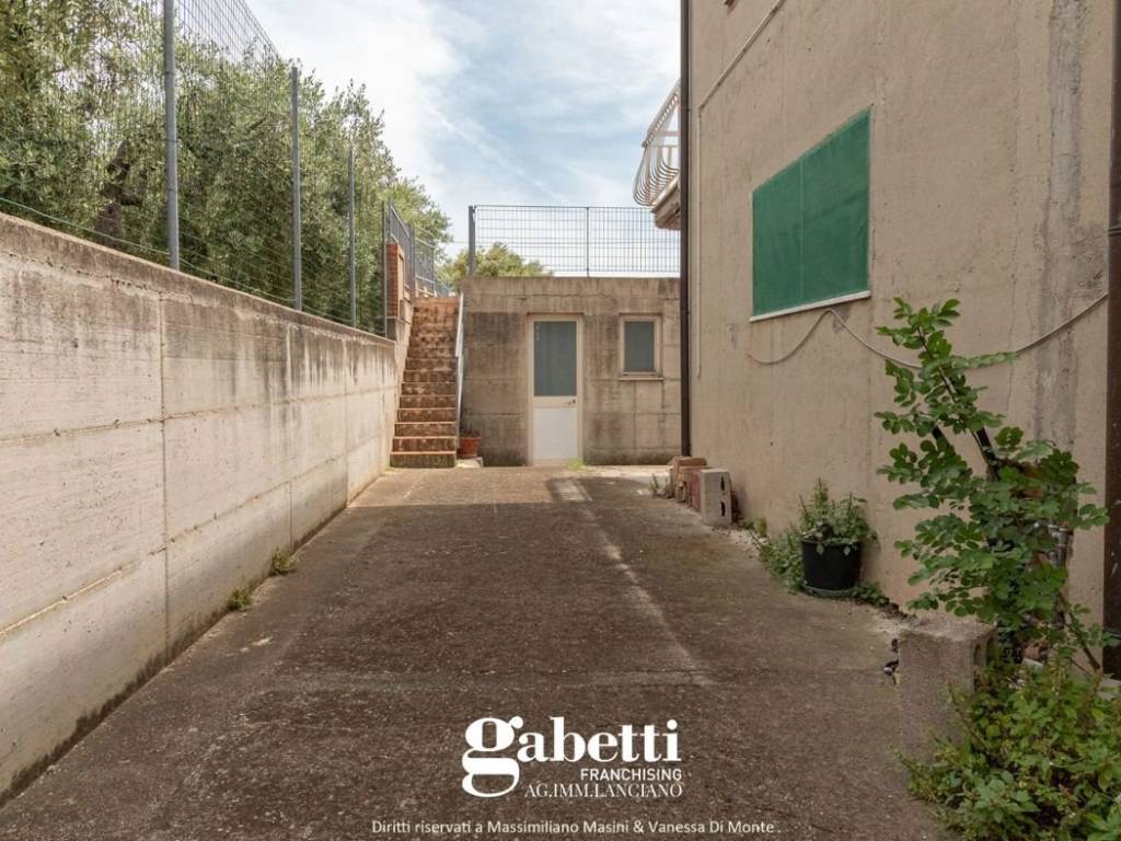 Villa a San vito chietino in c. da Mancini, 135 - Foto 3