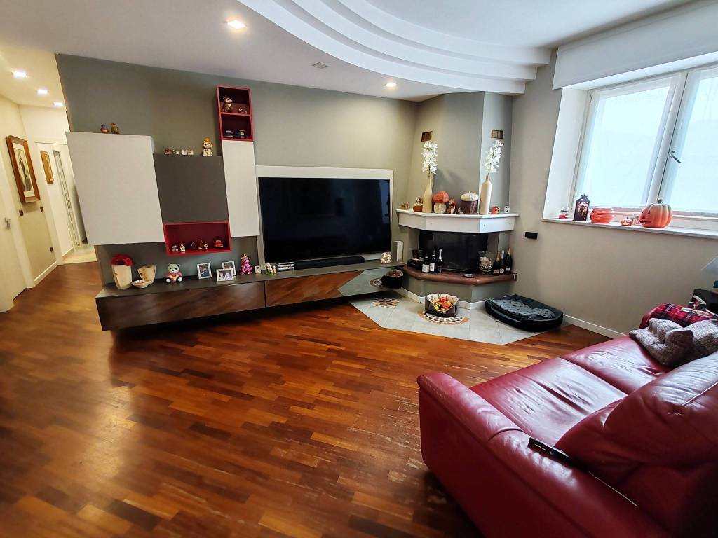 Appartamento a Gravellona toce in Piazza San Giovanni Bosco - Foto 3