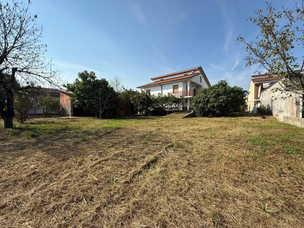 Villa a Volpiano in Via Ciriè 57 - Foto 5