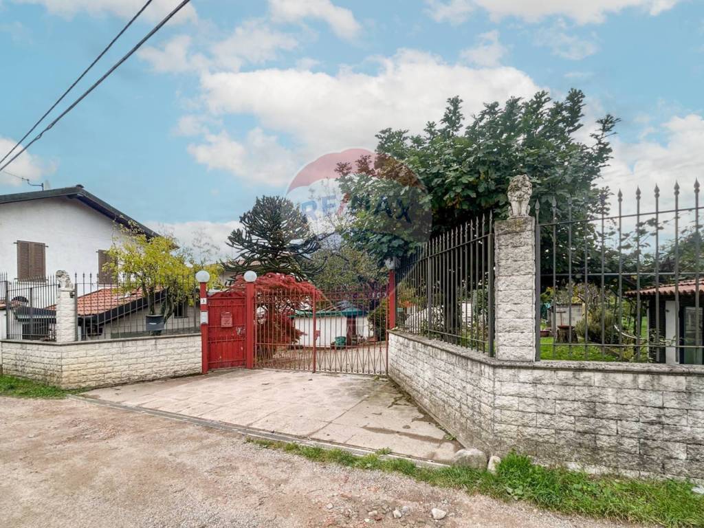 Casa indipendente a Induno olona in Via Bevera, 3 - Foto 2