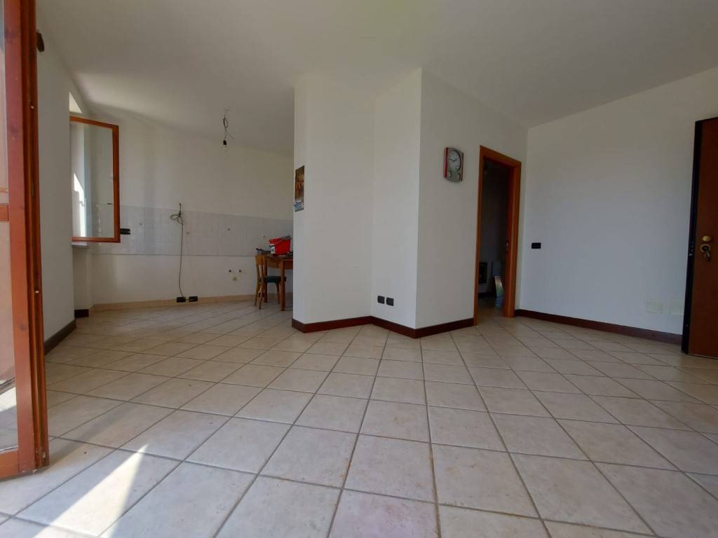 Appartamento a Sesto calende in Via del Legorino - Foto 4