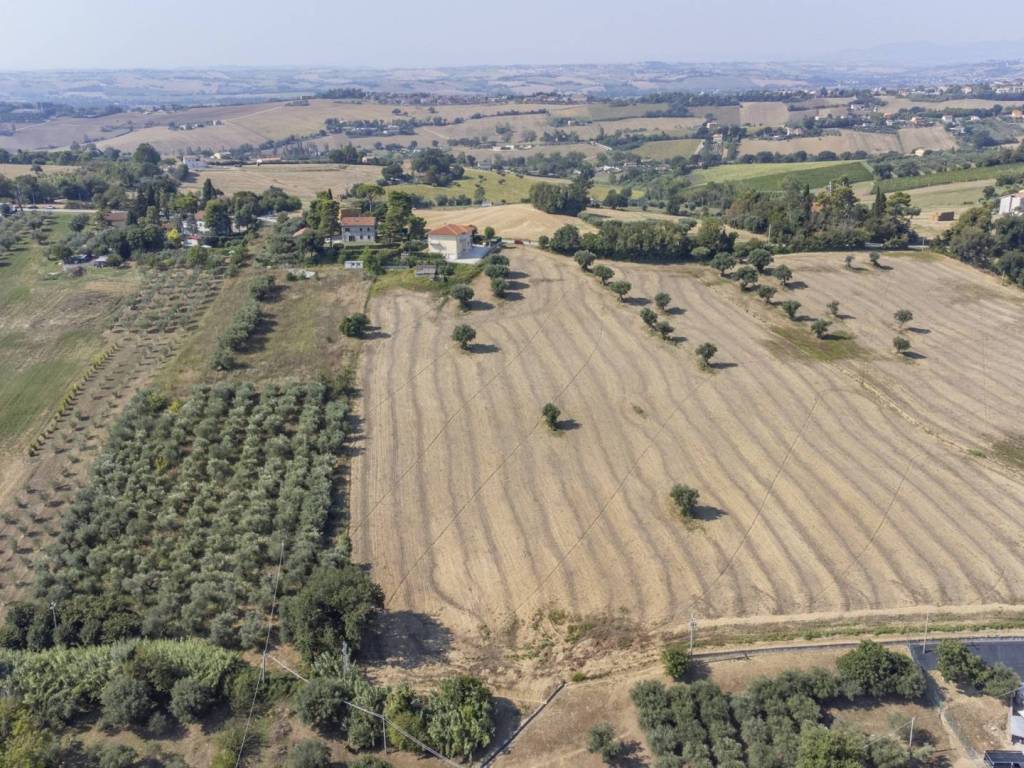 Terreno a Osimo in Via Abbadia, 17 - Foto 4
