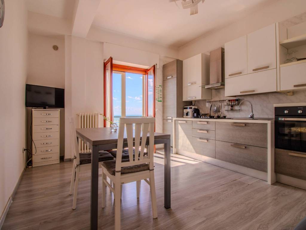 Appartamento a Manfredonia in Via Gargano, 10 - Foto 4