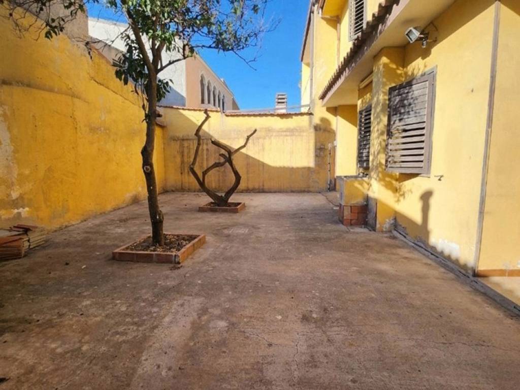 Casa indipendente a Assemini in Via Parini - Foto 2