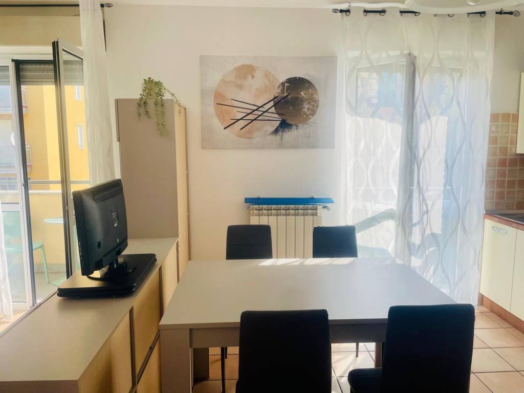 Appartamento a Castellanza in Via Luigi Pomini - Foto 5