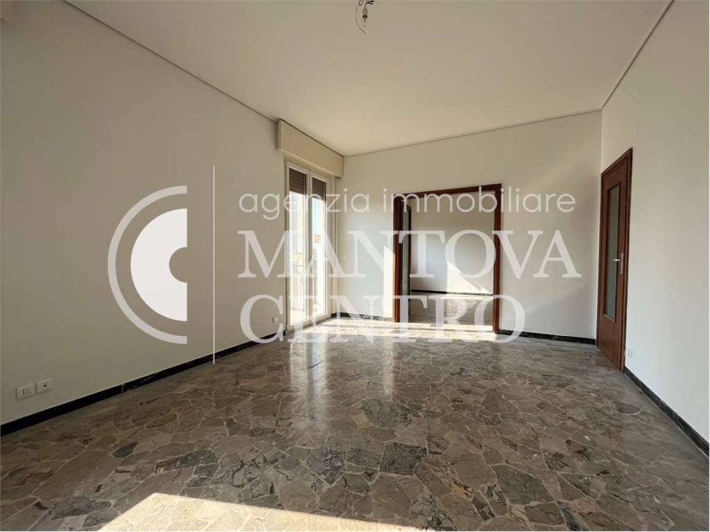 Appartamento a Mantova in viale repubblica - Foto 3