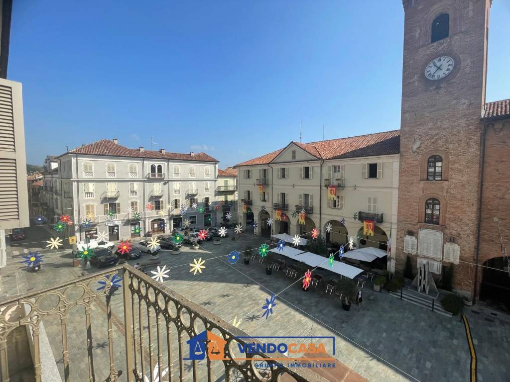 Appartamento a Nizza monferrato in Piazza Martiri di Alessandria, 6 - Foto 2