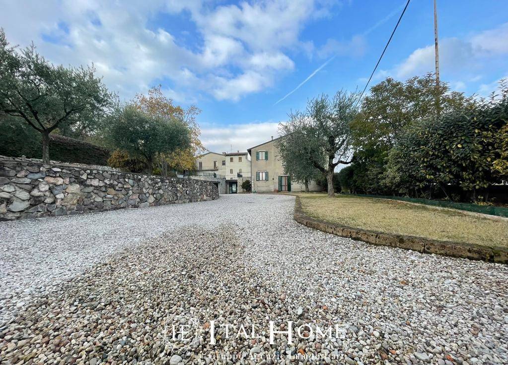 Villa a Pastrengo in Strada Comunale Pol - Foto 4