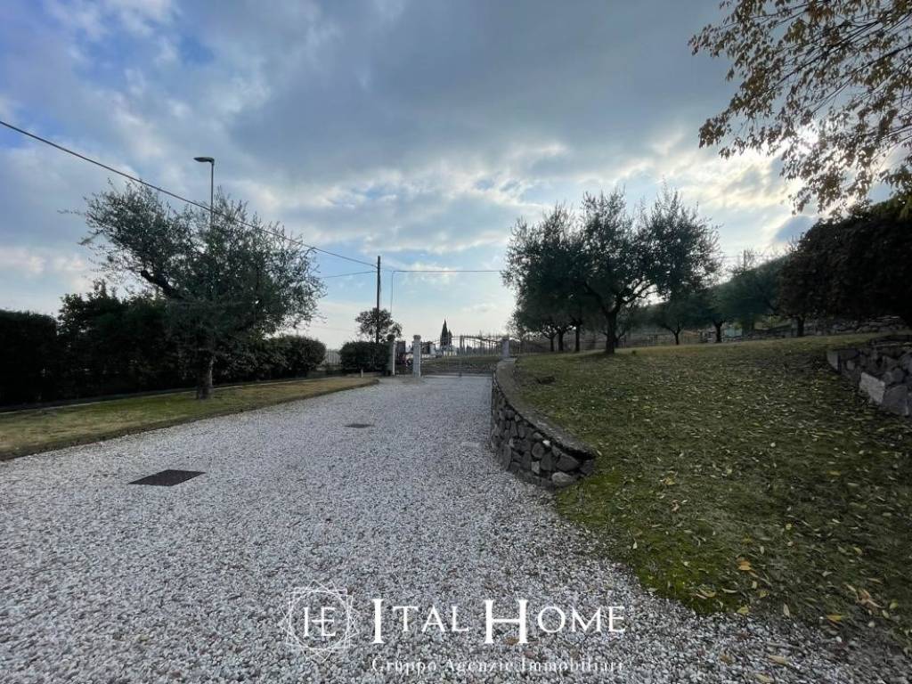 Villa a Pastrengo in Strada Comunale Pol - Foto 5