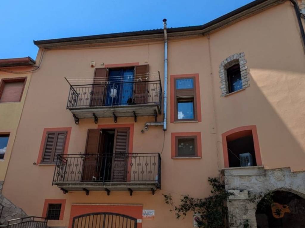 Casa indipendente a Carpinone in Vico 1 Aquilonia - Foto 2