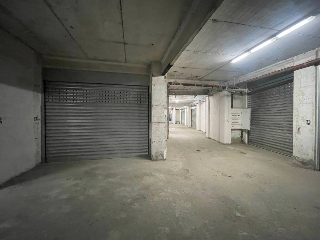 Box / garage a Casoria in Via Nazionale delle Puglie, 294 - Foto 3