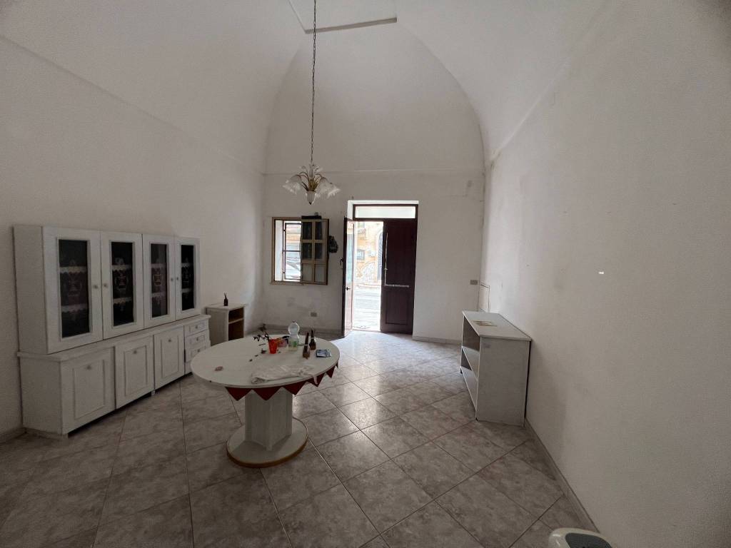 Appartamento a Manduria in Via Galliano Maggiore, 94 - Foto 4