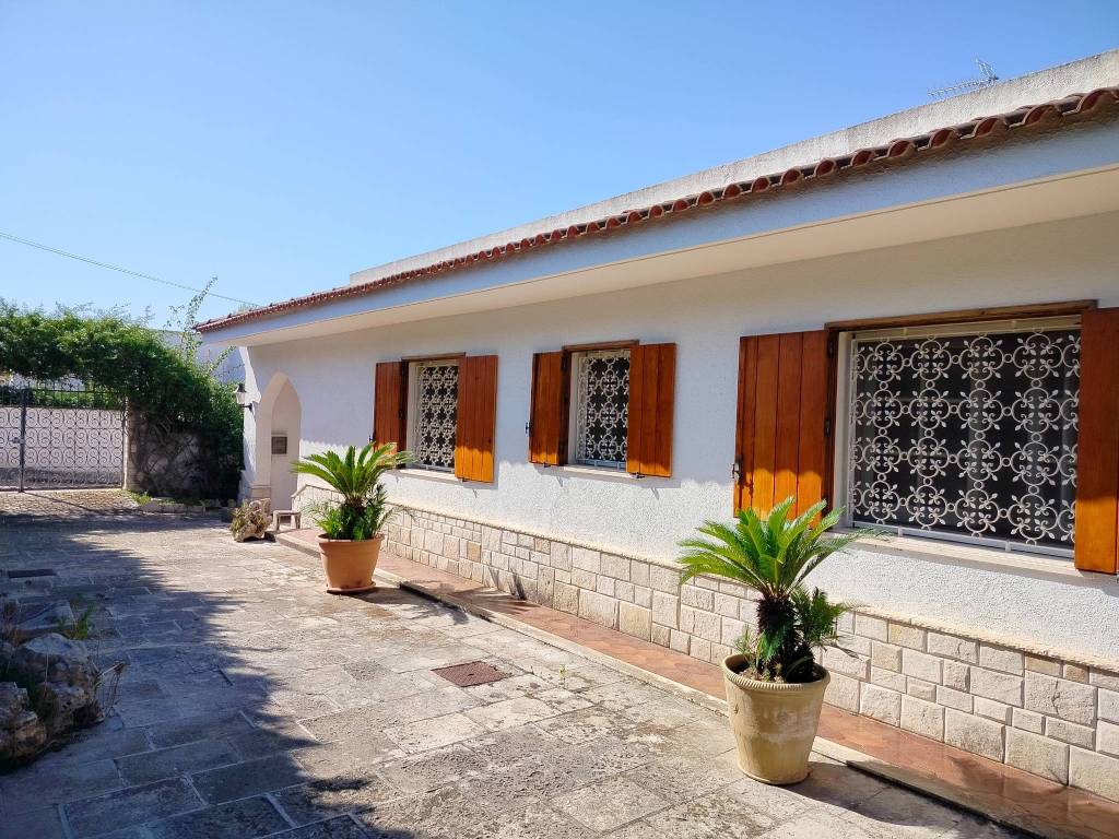 Villa a Porto cesareo in Via Monte Bianco - Foto 2