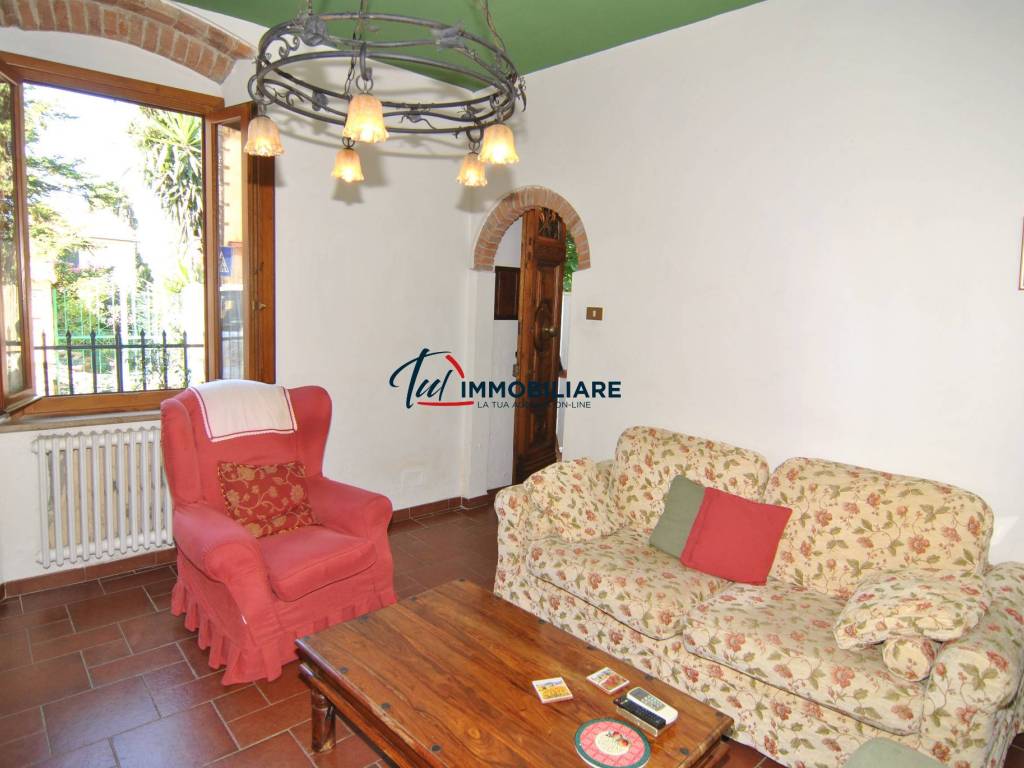 Palazzo / stabile a Rosignano marittimo in Via Vecchia Livornese, 4 - Foto 4