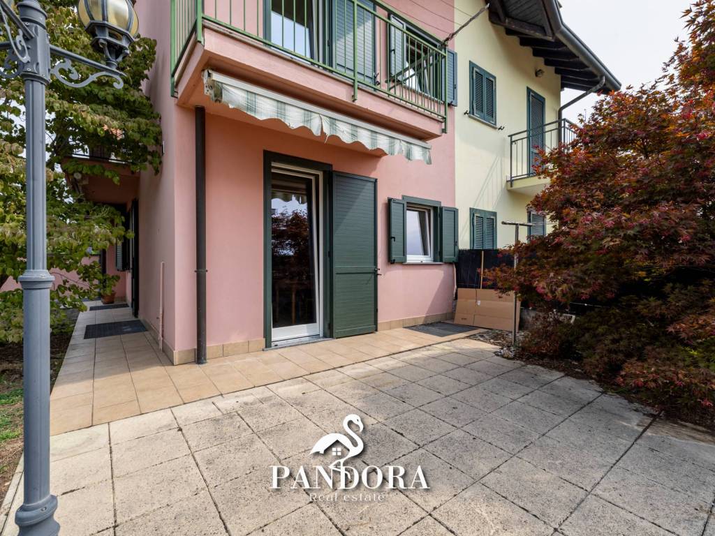 Villa a Cardano al campo in Via Rogorazza - Foto 4