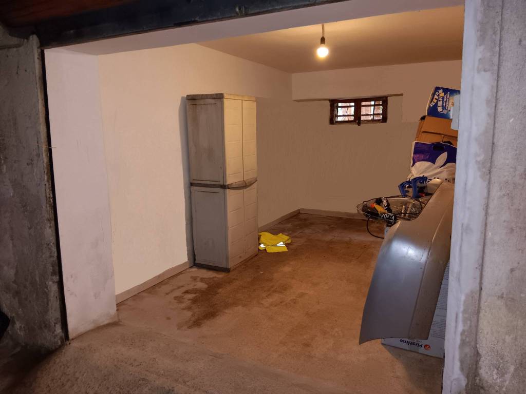 Box / garage a Cosenza in Via 24 Maggio, 81 - Foto 4