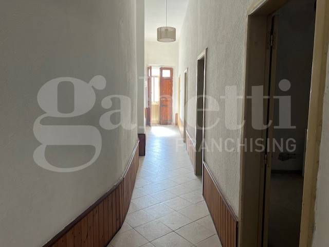 Casa indipendente a Cabras in VIA TUVERI , 51 - Foto 5