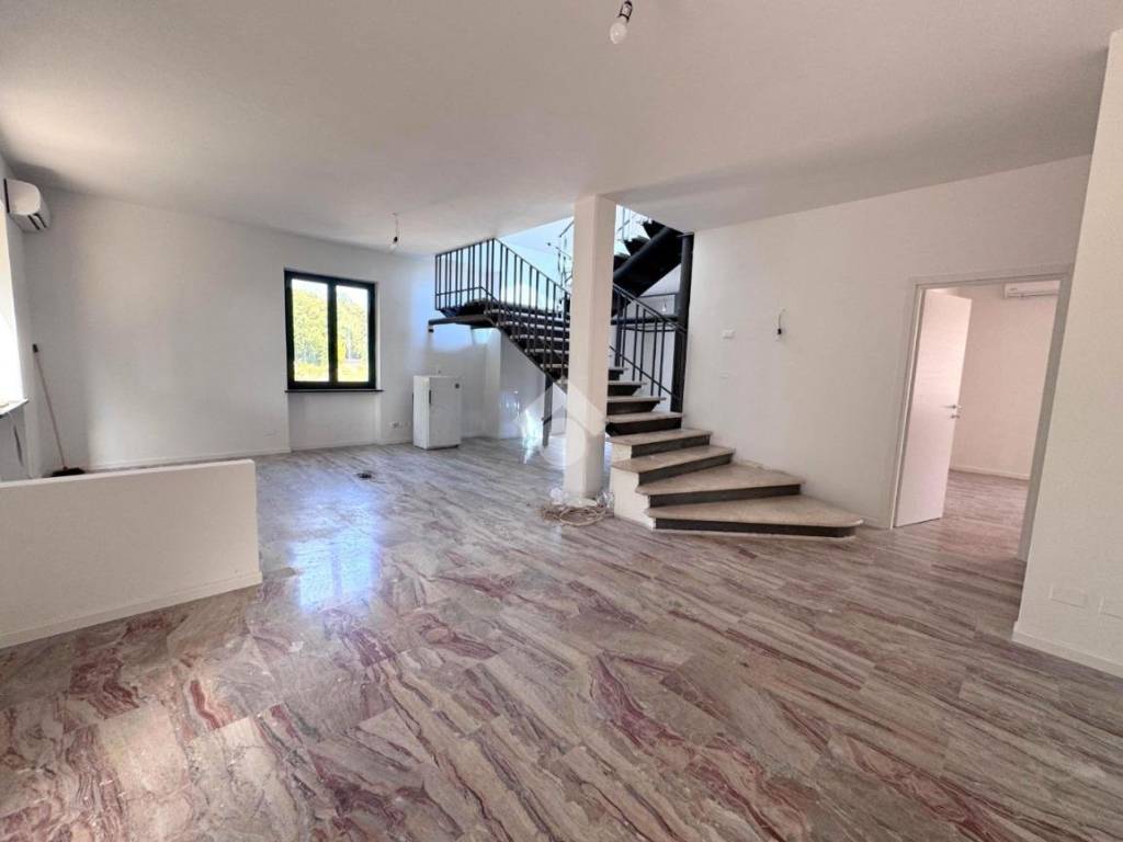 Appartamento a Volta mantovana in Viale Risorgimento, 45 - Foto 2
