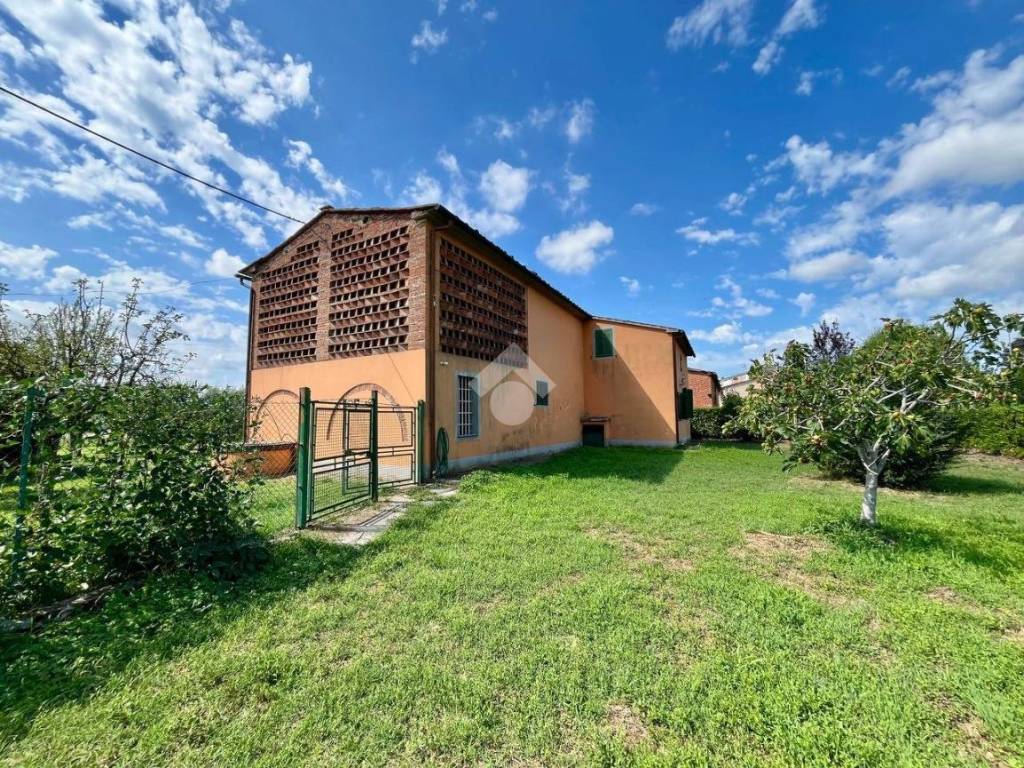 Rustico / casale a Altopascio in Via dei sordelli - Foto 3