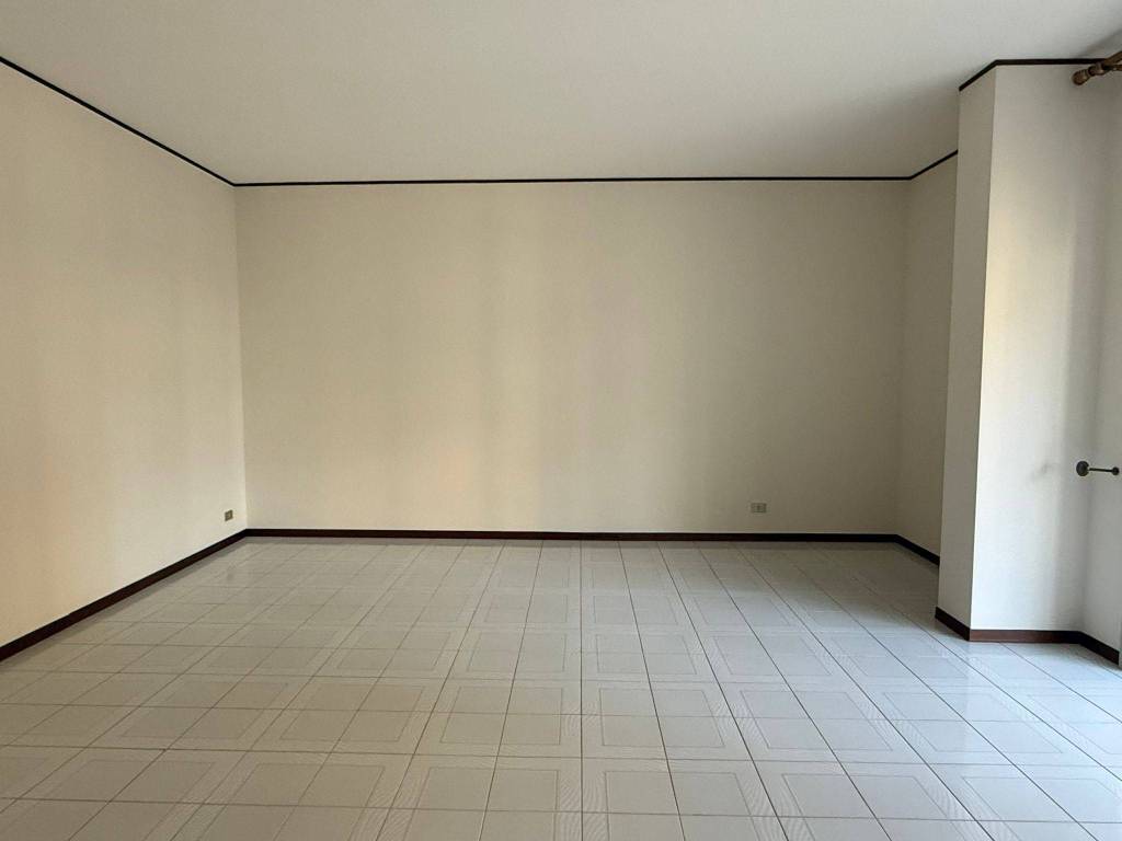 Appartamento a Caltanissetta in Viale Sicilia - Foto 5