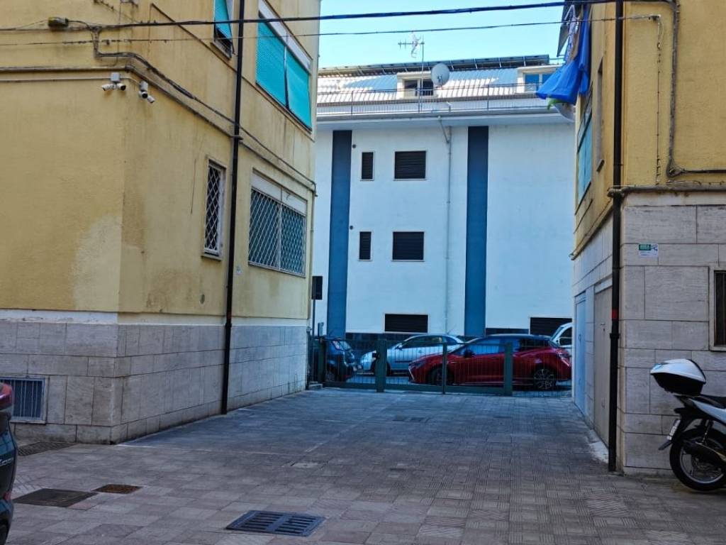 Appartamento a Cosenza in Via Domenico Arturo Veltri - Foto 2