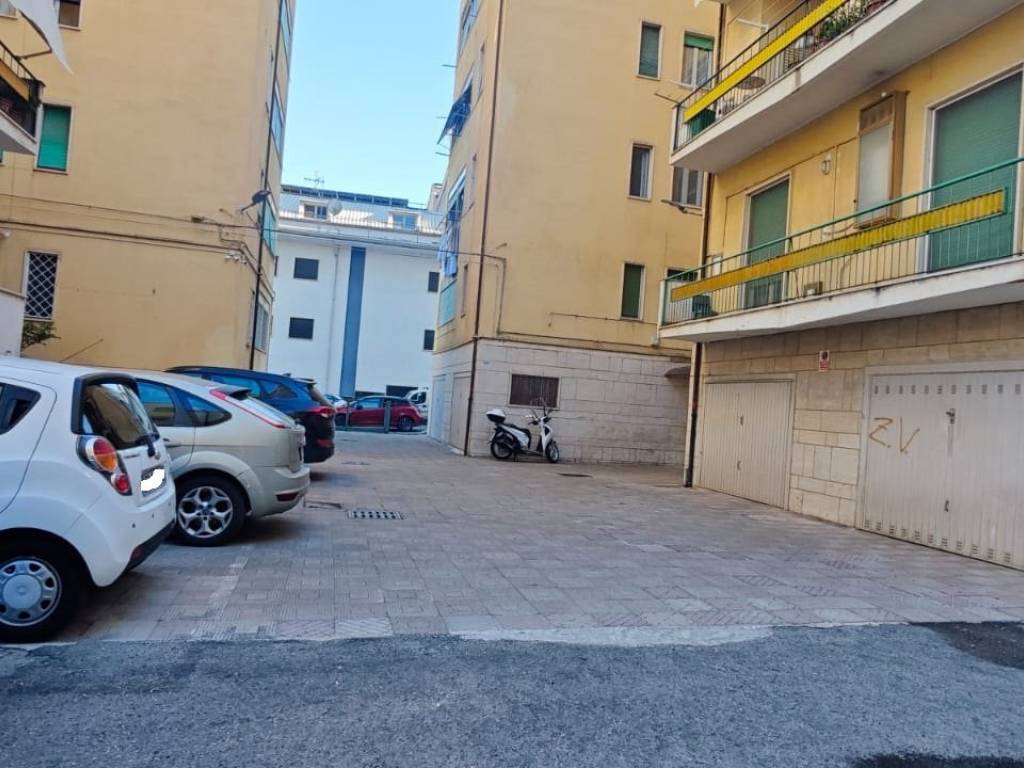 Appartamento a Cosenza in Via Domenico Arturo Veltri - Foto 4