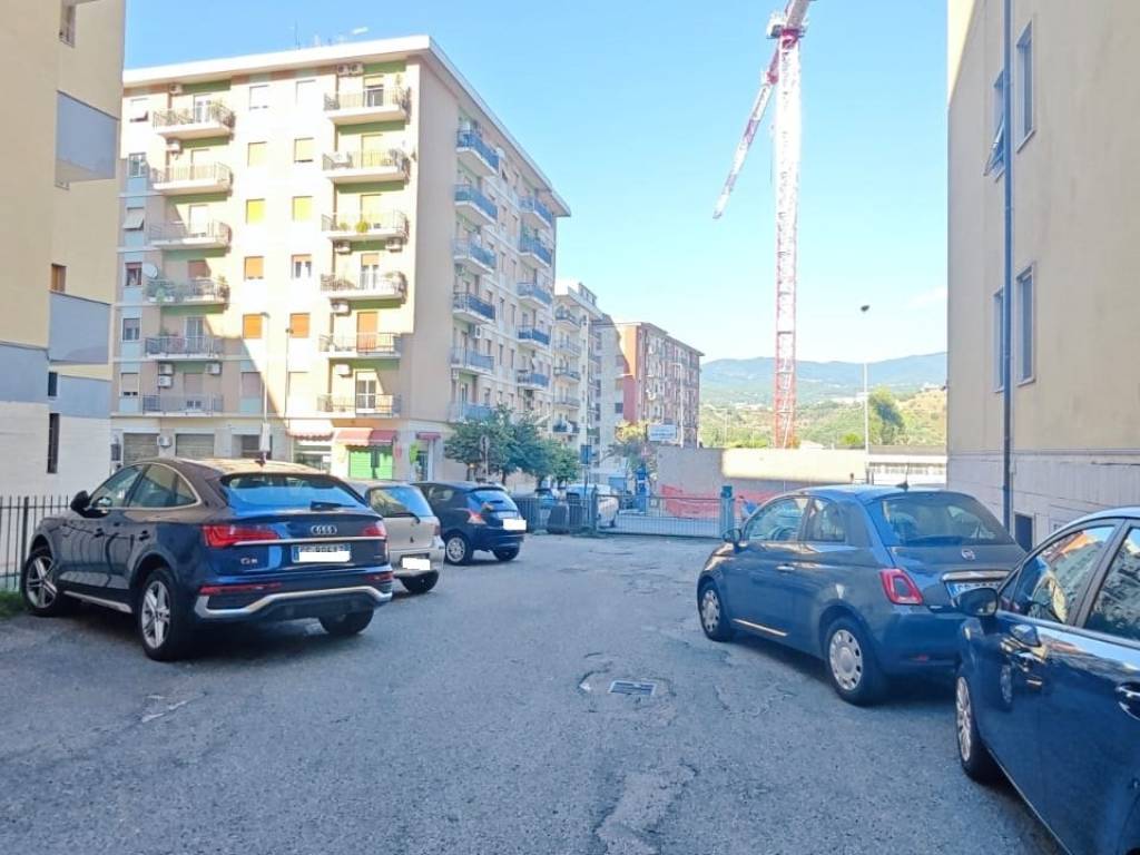 Appartamento a Cosenza in Via Domenico Arturo Veltri - Foto 5
