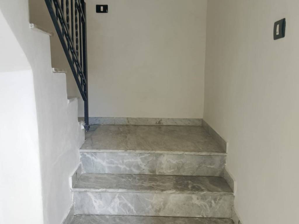 Appartamento a Caltanissetta in Via Montebello, 25 - Foto 2