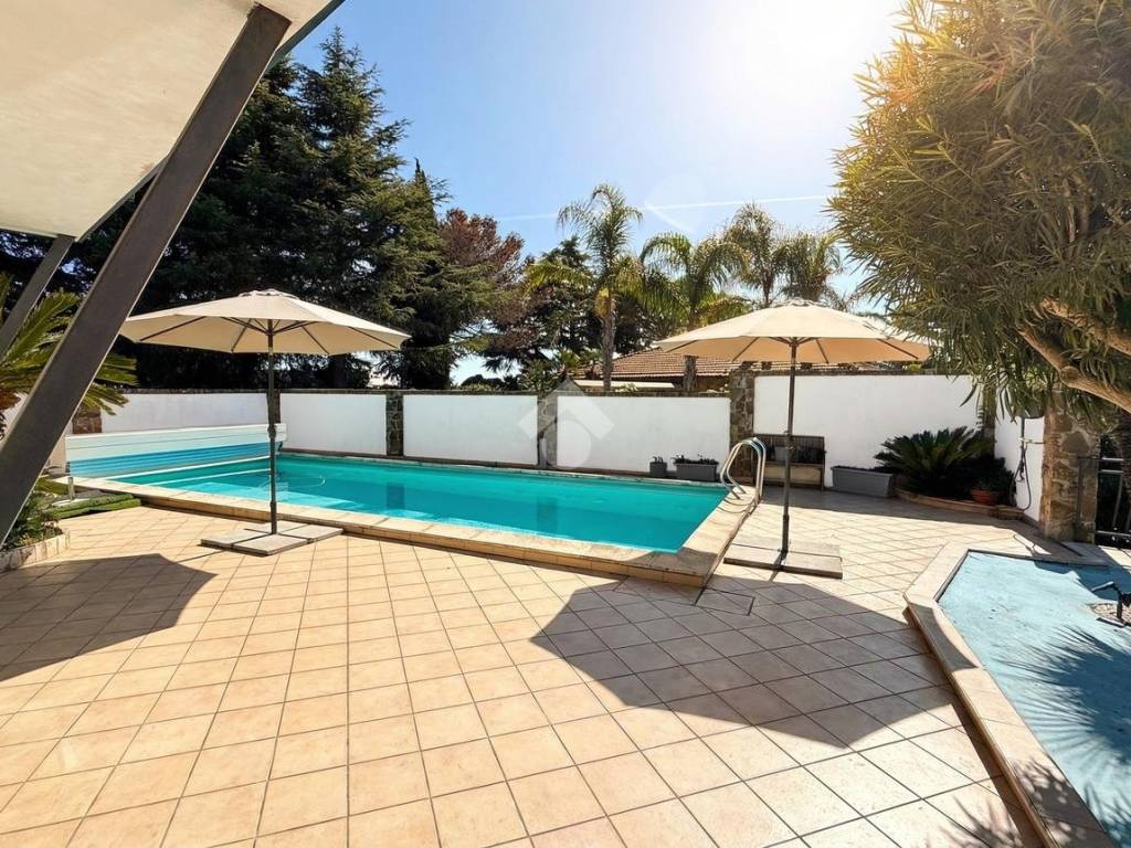 Villa a Cipressa in Strada S. Antonio, 81 - Foto 4