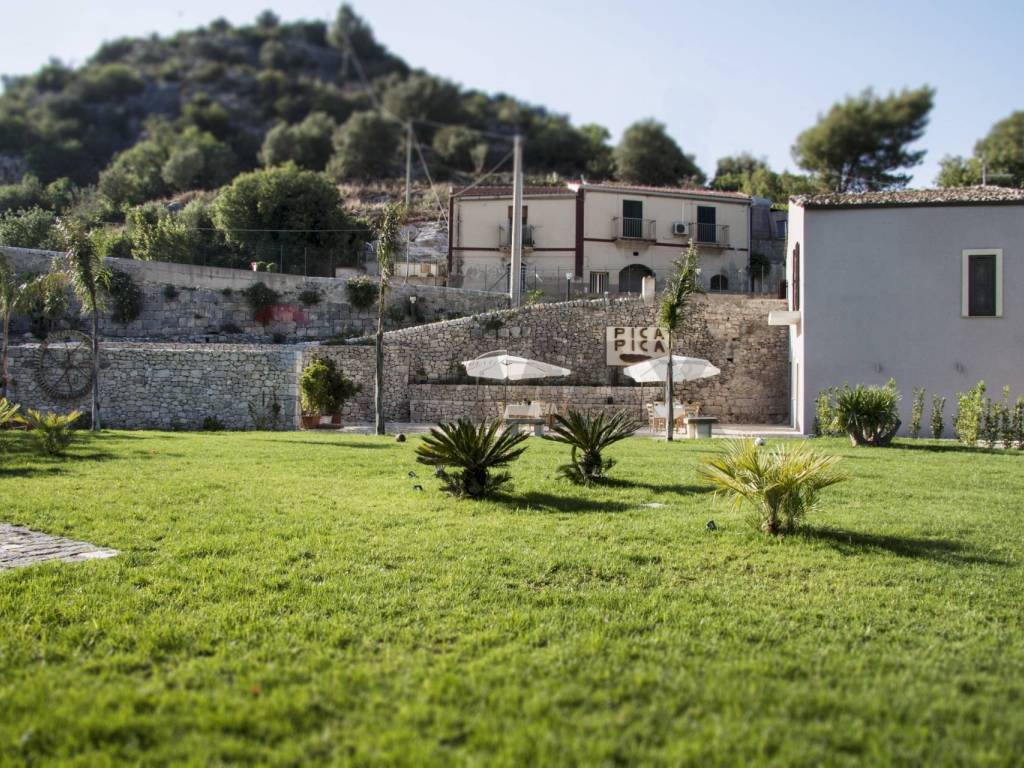 Villa a Ragusa in strada statale 194 - Foto 2