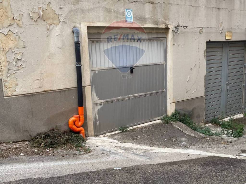 Box / garage a Caltanissetta in Via Lazio - Foto 2