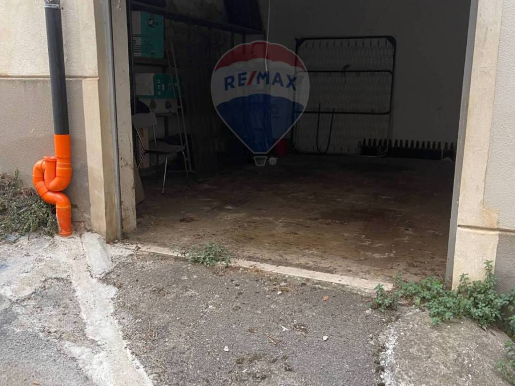 Box / garage a Caltanissetta in Via Lazio - Foto 5