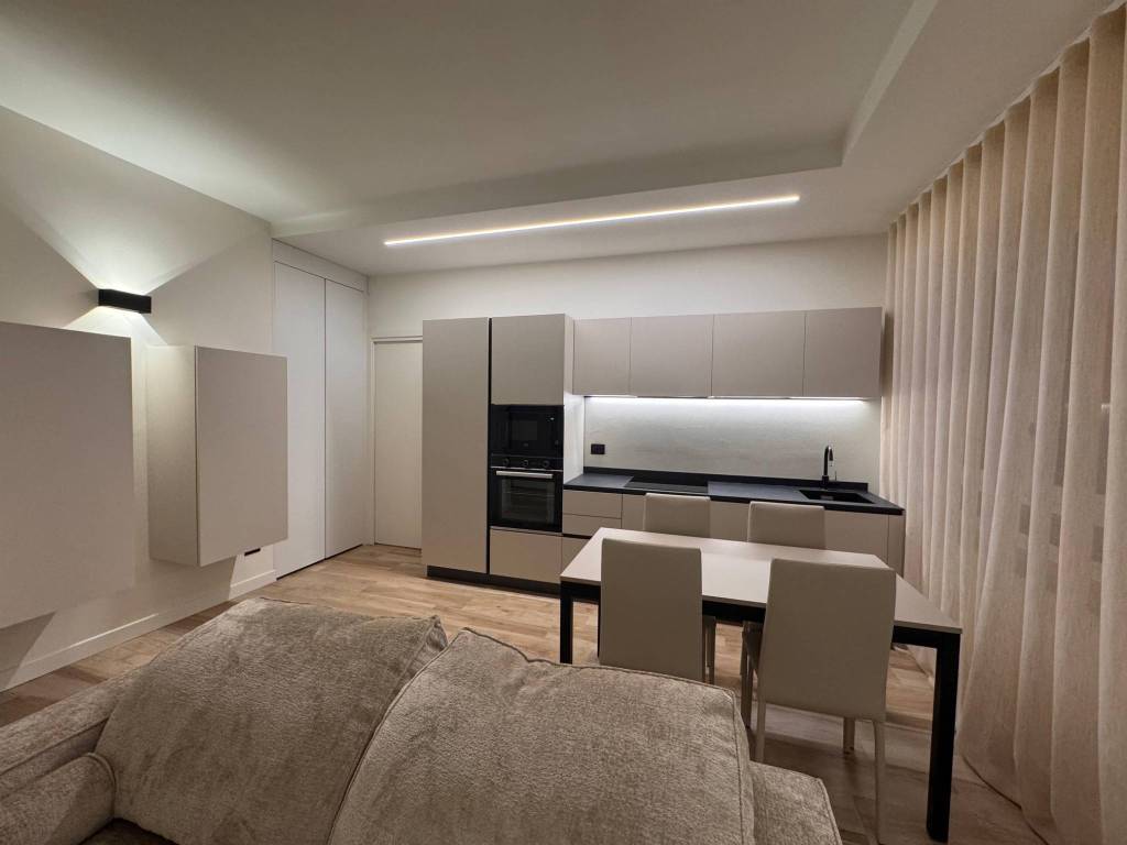 Appartamento a Verona in Via Monte Ortigara, 15 - Foto 5