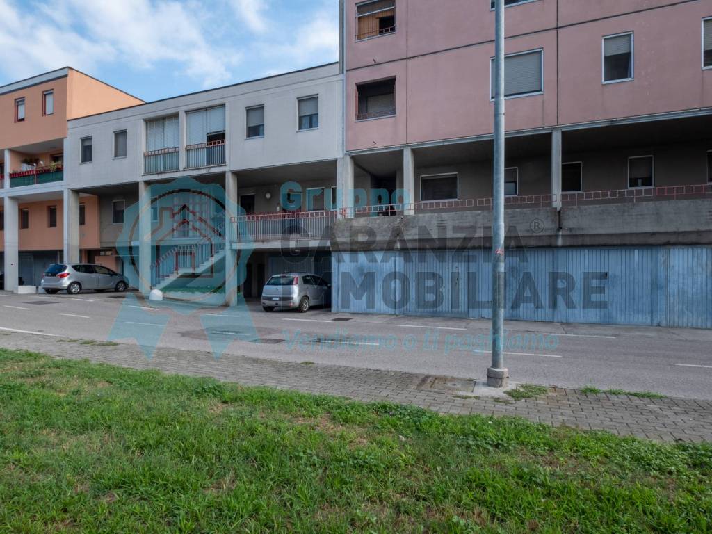 Appartamento a Mantova in Via Filippo Juvarra - Foto 4