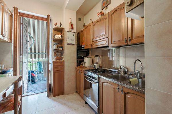 Appartamento a Verona in Via Fabbricato Scolastico - Foto 4
