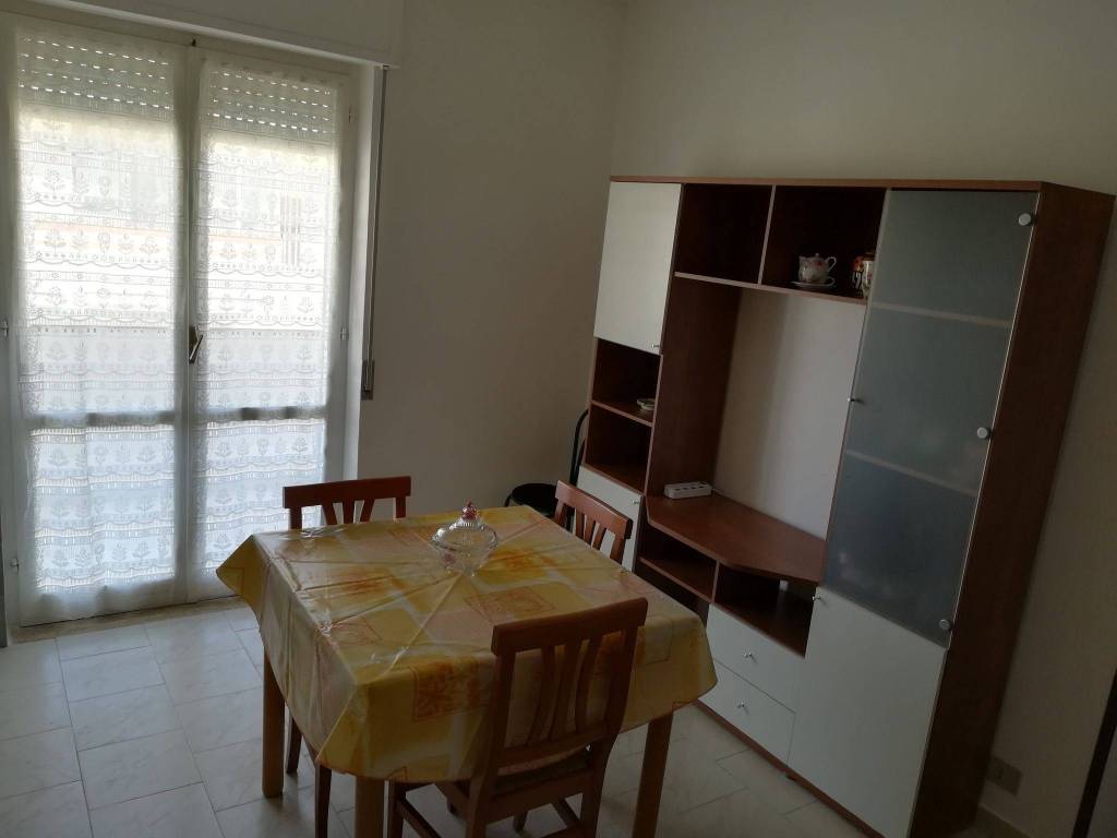 Appartamento a Catanzaro in Via Martiri di Cefalonia - Foto 5