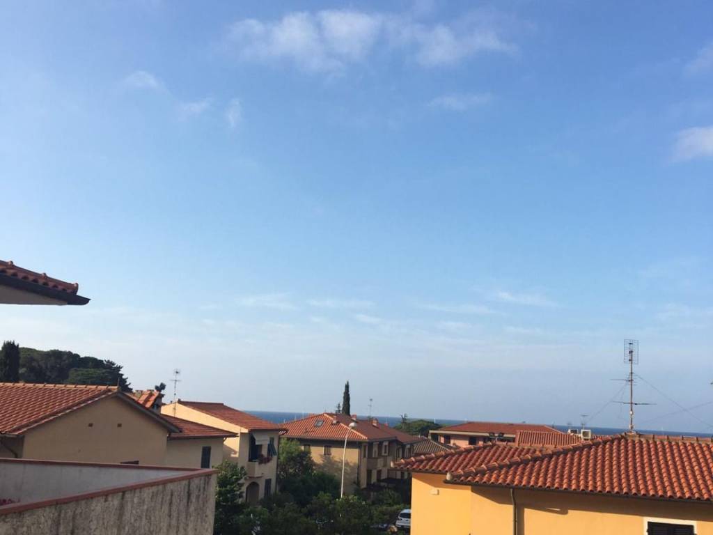 Appartamento a Marciana marina in Via Martiri di Corfù e Cefalonia - Foto 2