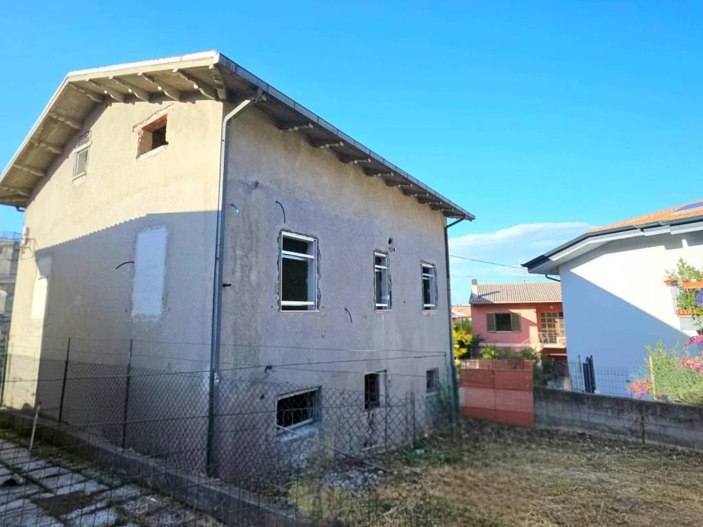 Casa indipendente a Teramo - Foto 4