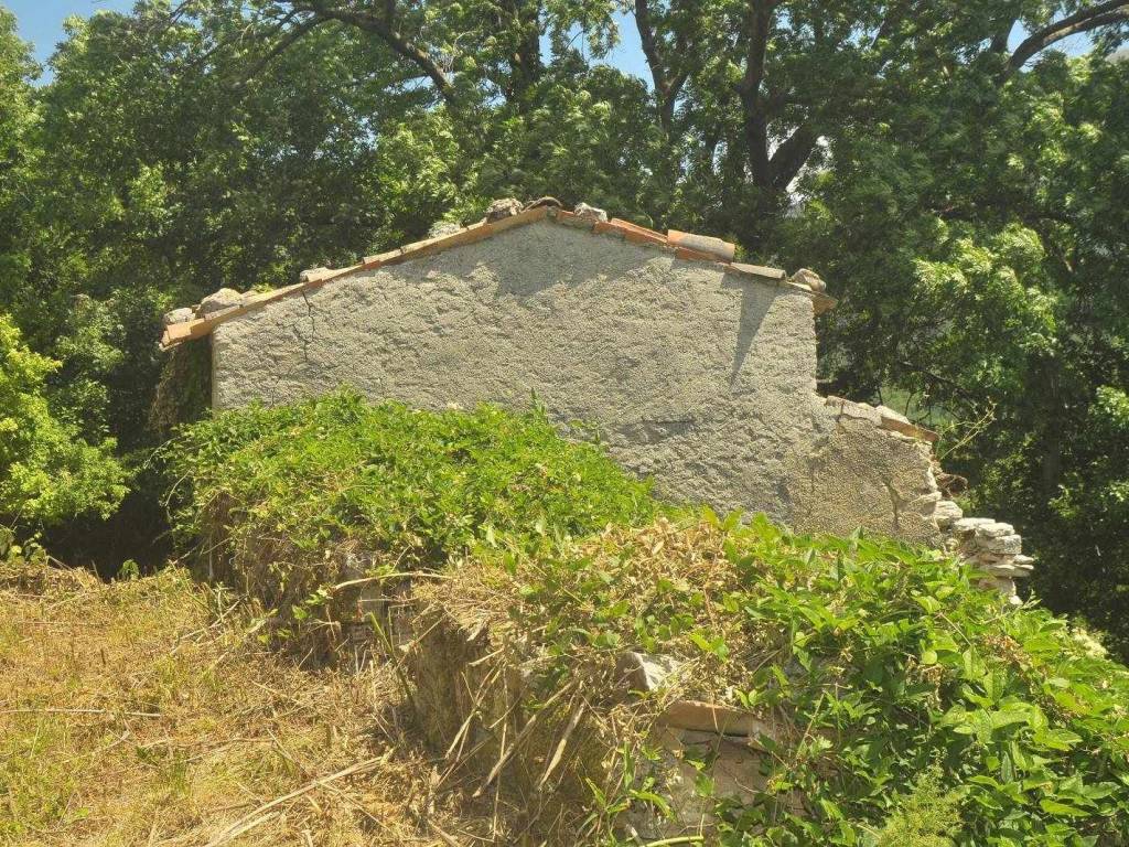 Rustico / casale a Fabriano - Foto 2