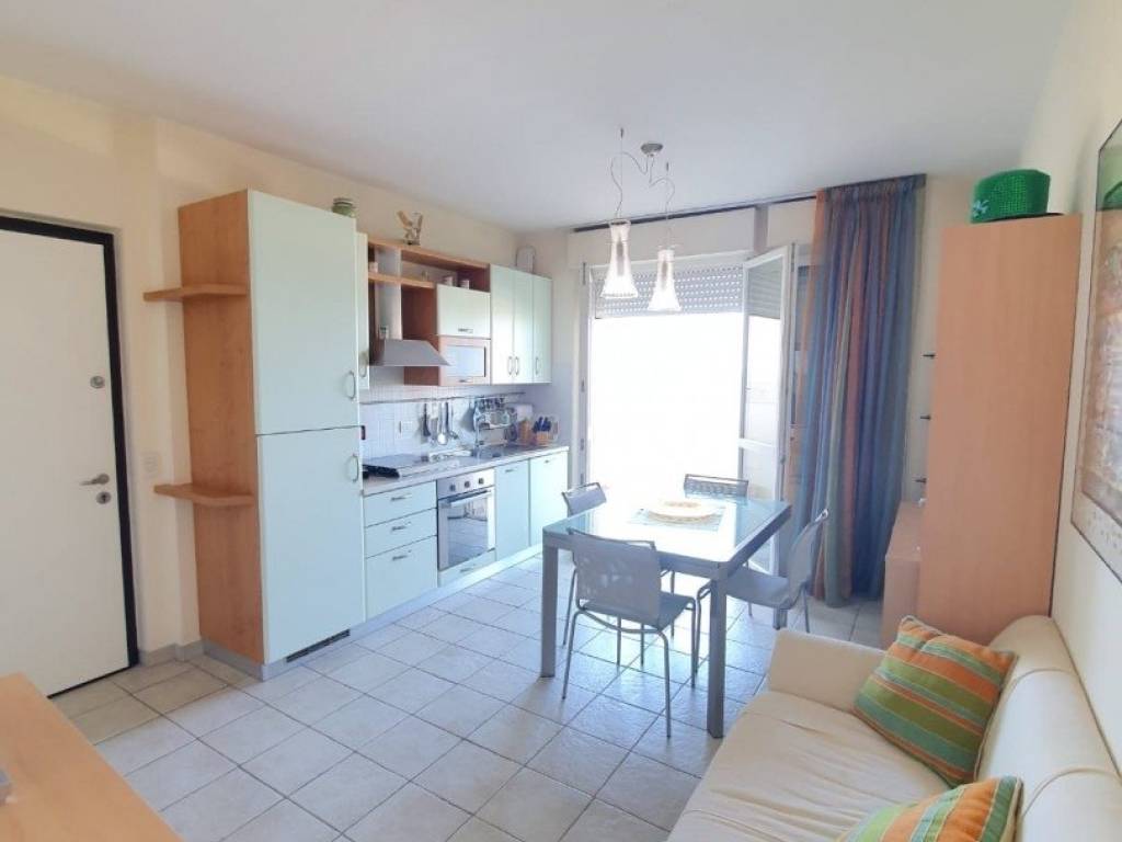 Appartamento a Civitanova marche in Via cristoforo colombo, 576 - Foto 2