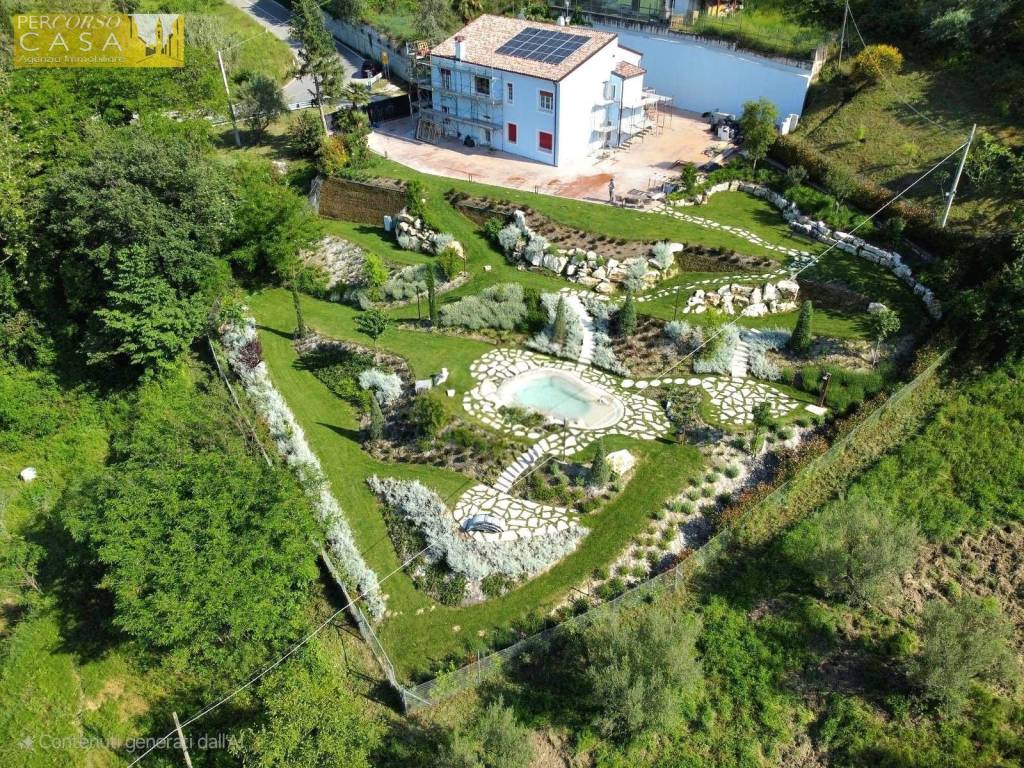 Villa a Teramo in C.da De Contro 1 km dal centro - Foto 2
