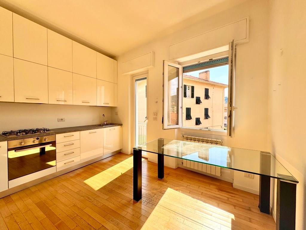 Appartamento a Imperia in Via 25 Aprile, 91 - Foto 2