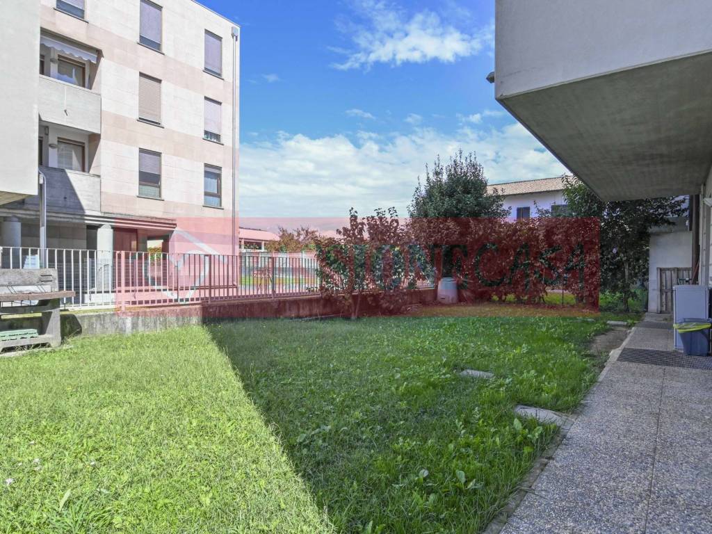 Appartamento a Grumello del monte in Via Beato Luigi Palazzolo, 31 - Foto 2