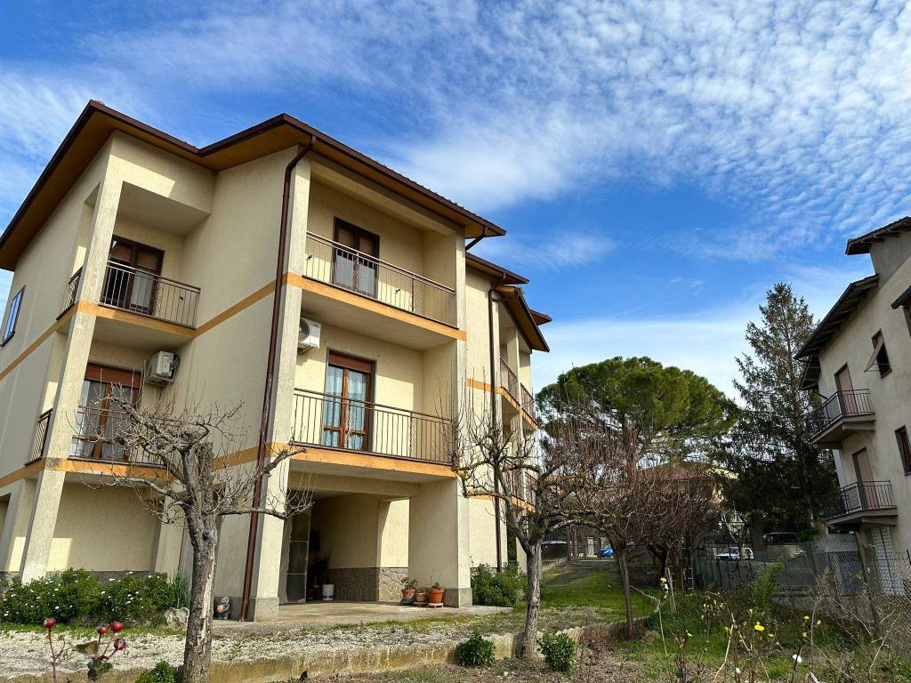 Appartamento a Penna in teverina in Largo Giardino - Foto 2