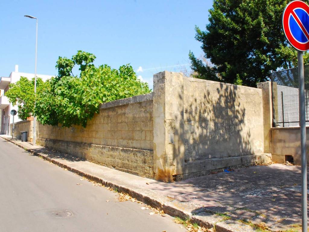 Terreno a Presicce-acquarica in Via 21 Aprile, 97 - Foto 2